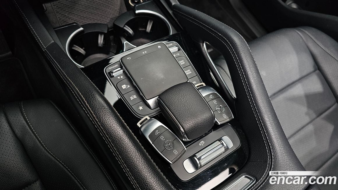 Mercedes-Benz GLE-Class 2021