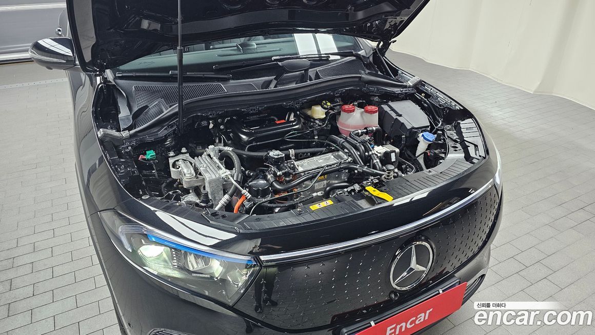 Mercedes-Benz EQA 2025