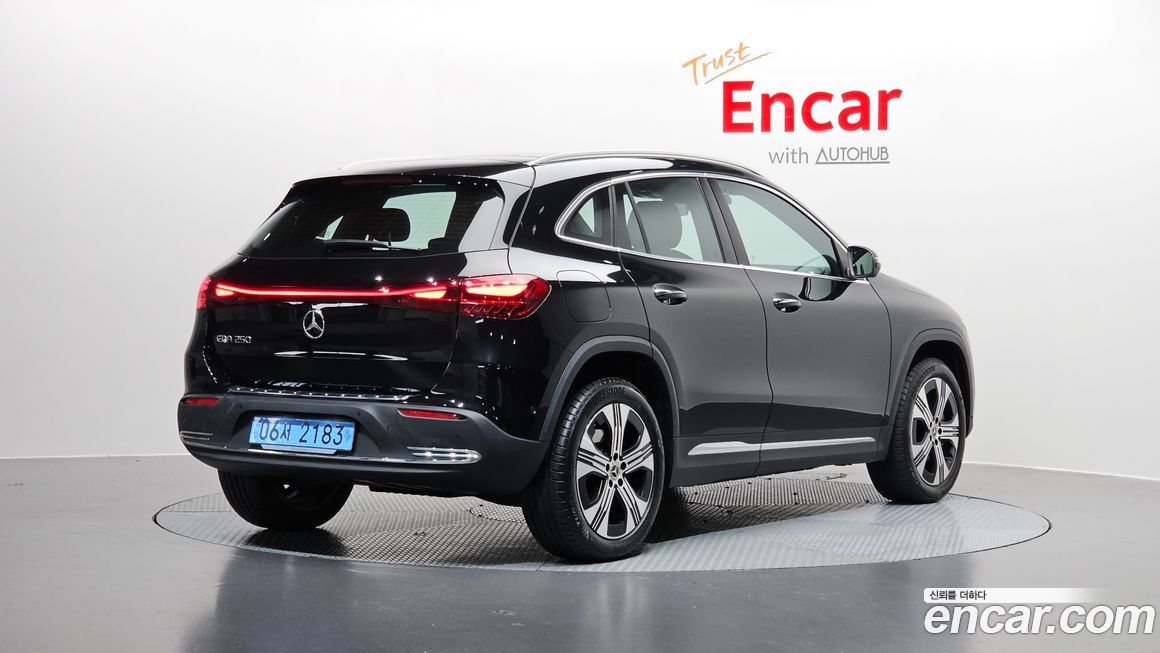 Mercedes-Benz EQA 2025