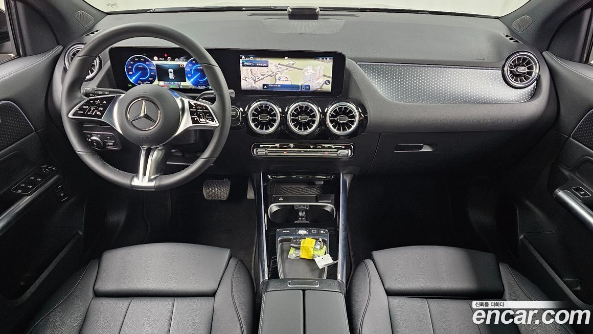 Mercedes-Benz EQA 2025