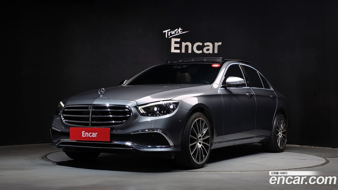 Mercedes-Benz E-Class 2021