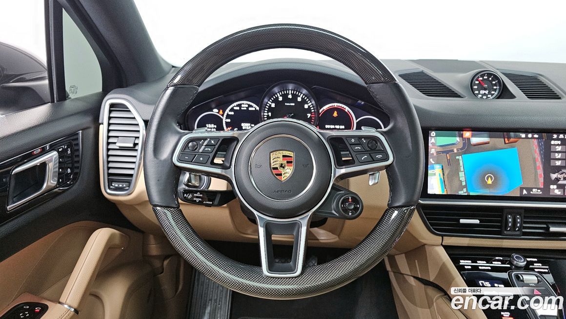 Porsche Cayenne 2021