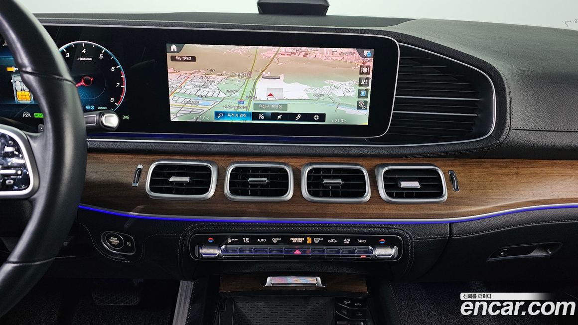 Mercedes-Benz GLE-Class 2021