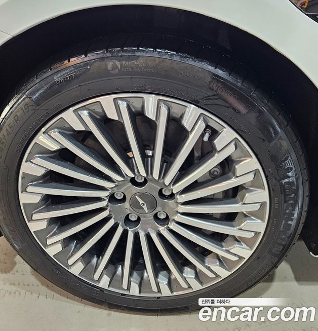 Genesis G80 2022