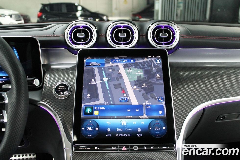 Mercedes-Benz GLC-Class 2025