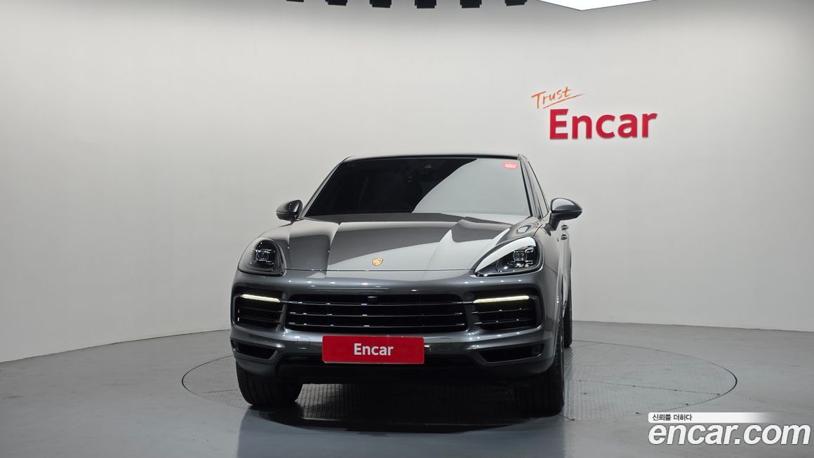 Porsche Cayenne 2021