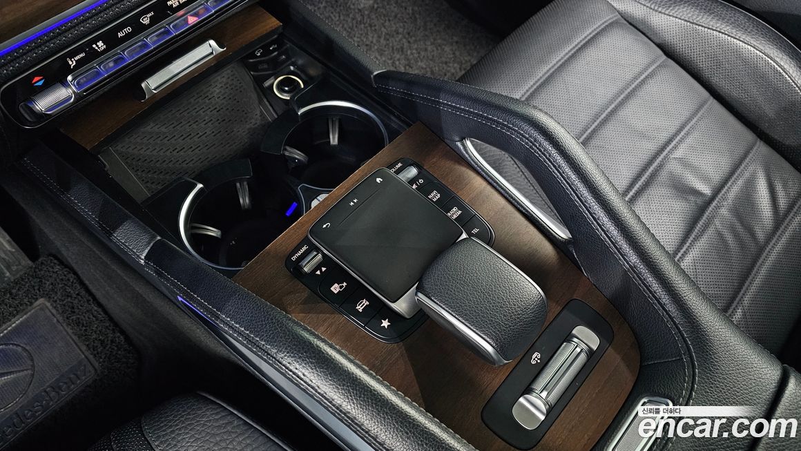 Mercedes-Benz GLE-Class 2021