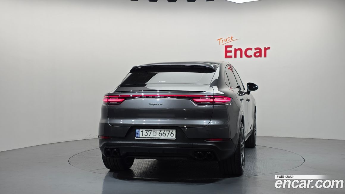 Porsche Cayenne 2021