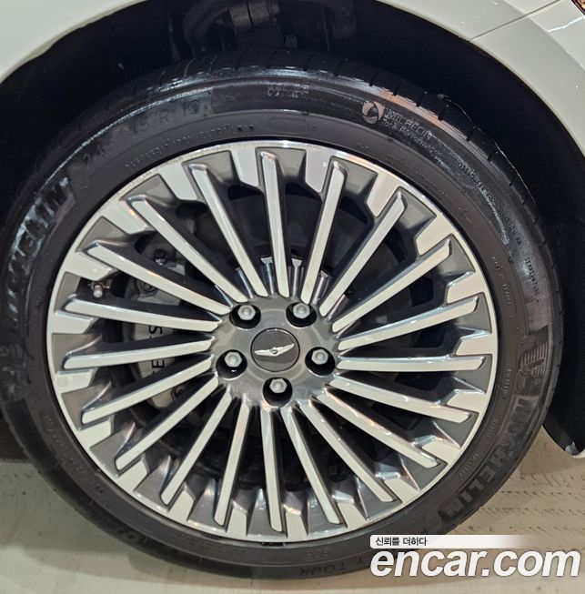 Genesis G80 2022
