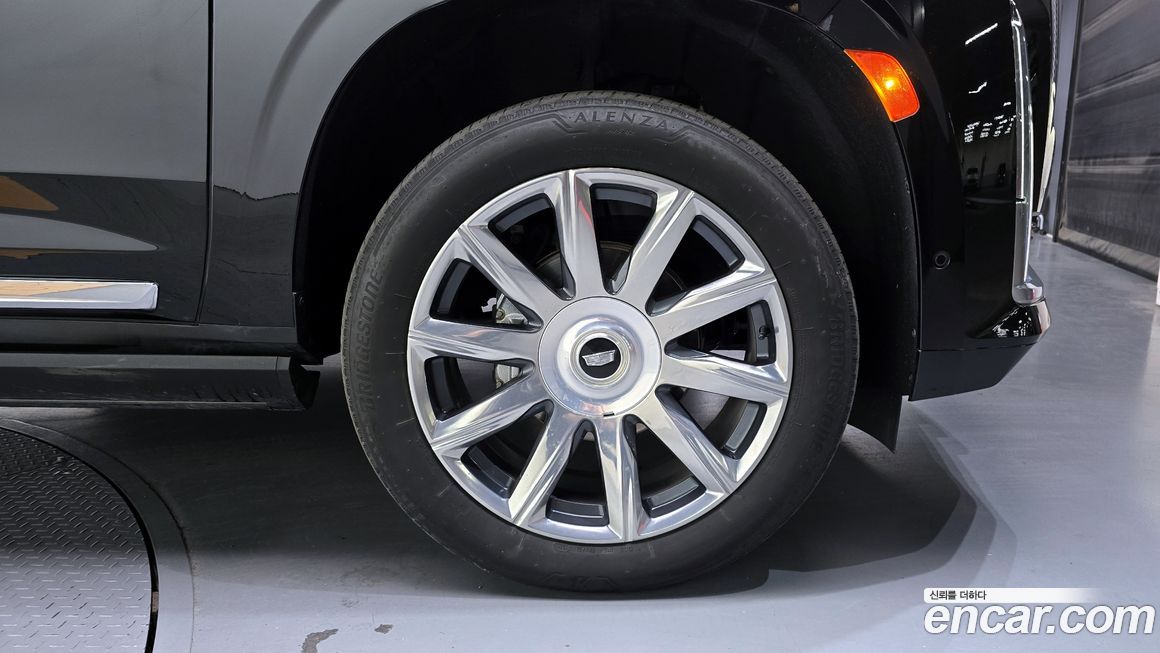 Cadillac Escalade 2023