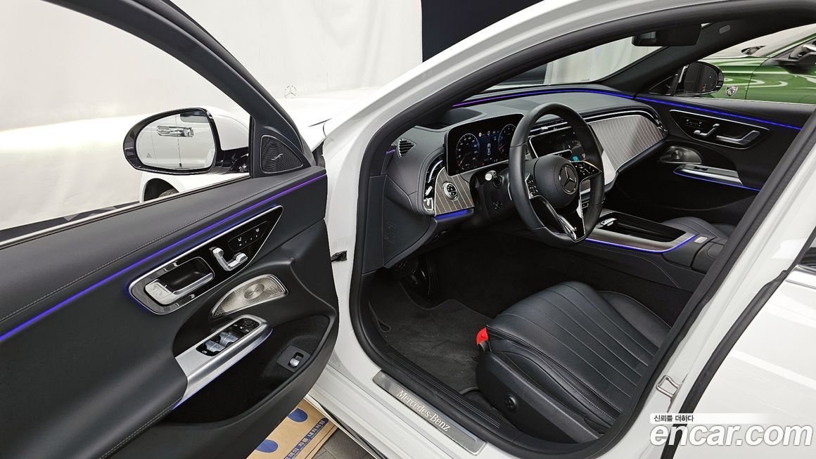 Mercedes-Benz E-Class 2025