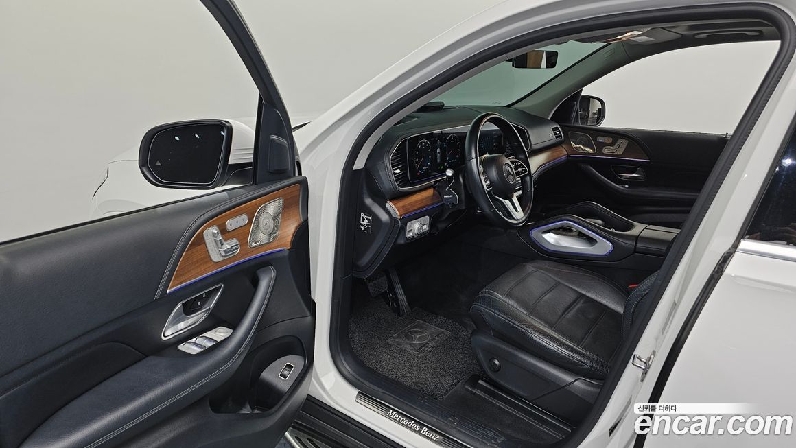 Mercedes-Benz GLE-Class 2021