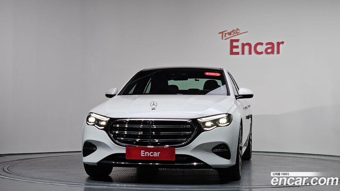 Mercedes-Benz E-Class 2025