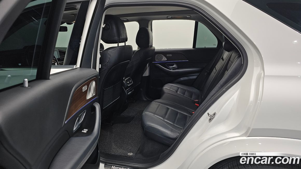 Mercedes-Benz GLE-Class 2021