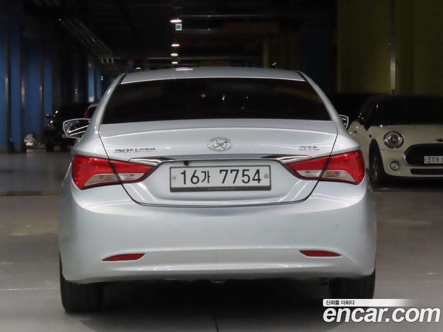 Hyundai Sonata 2013