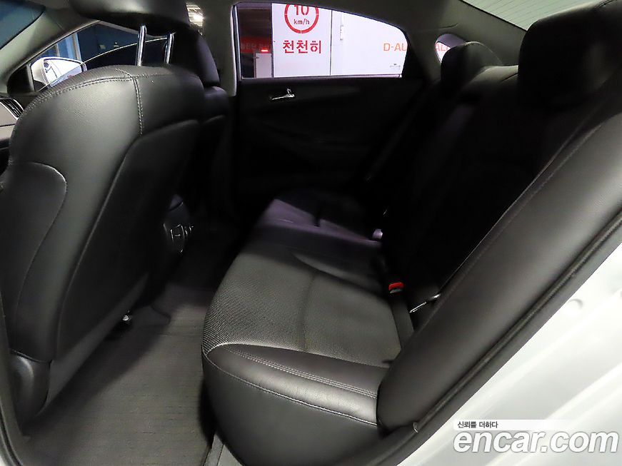 Hyundai Sonata 2013