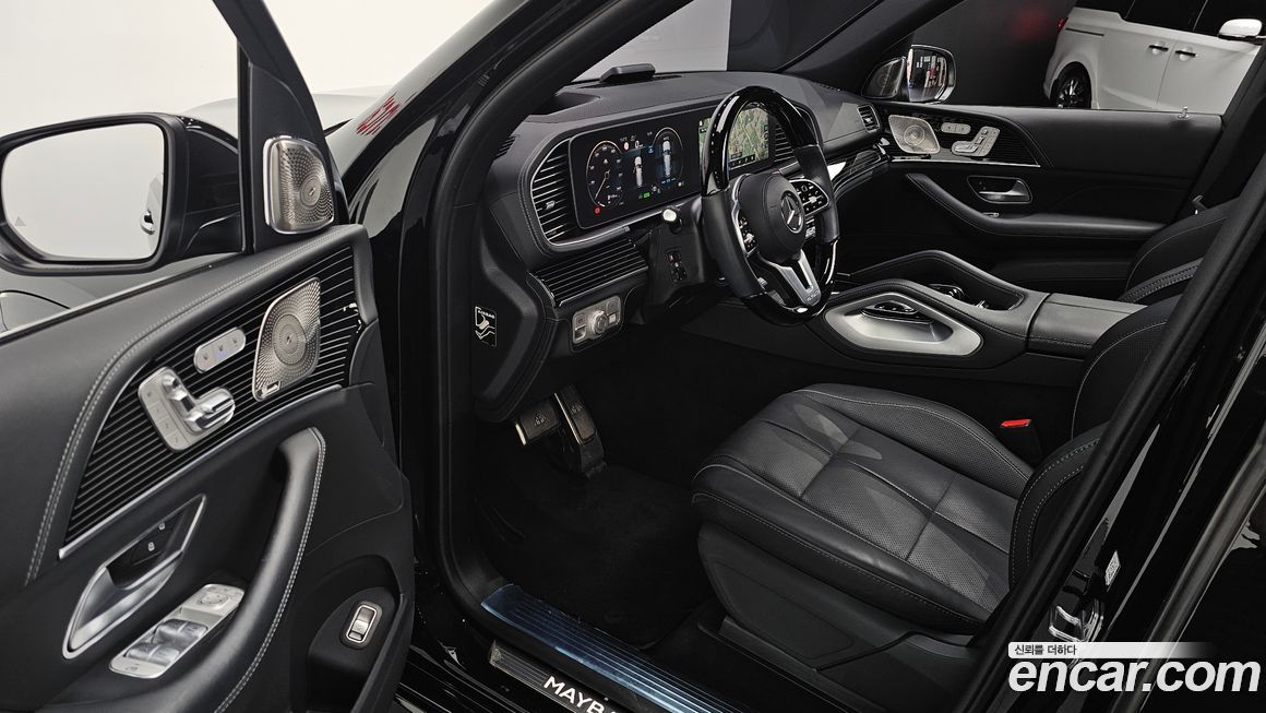 Mercedes-Benz GLS-Class 2023