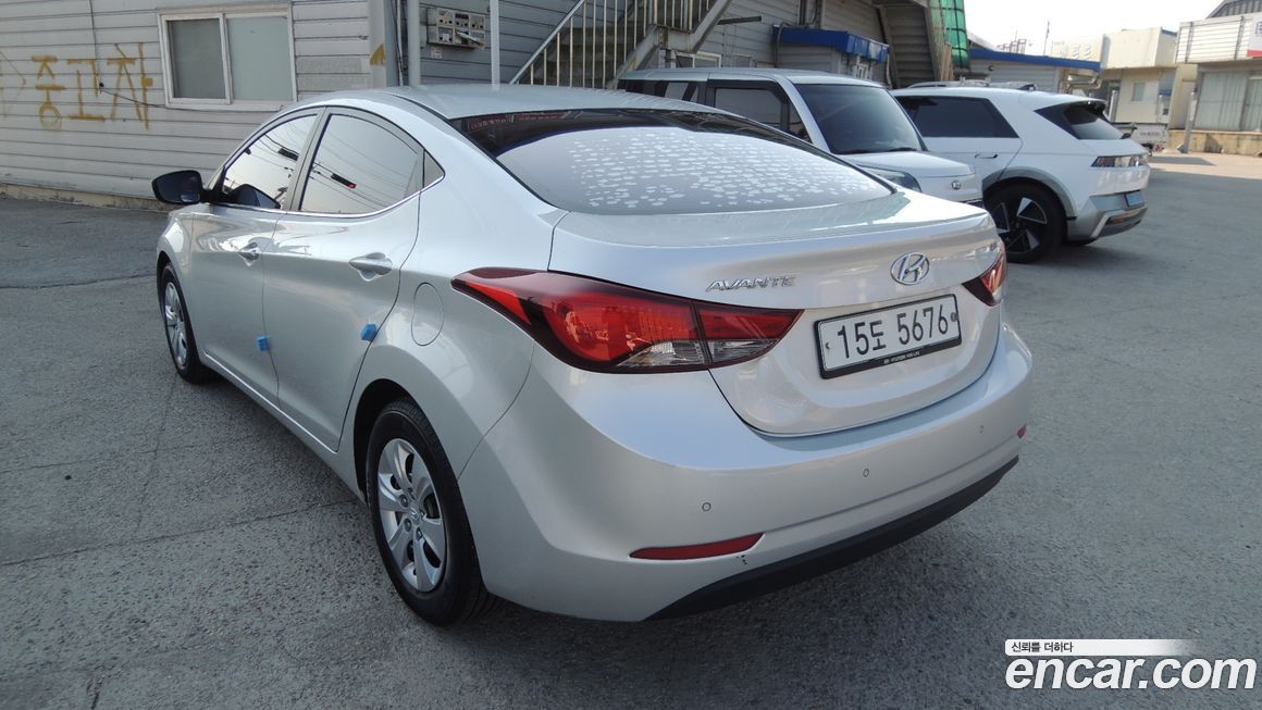 Hyundai AVANTE 2015