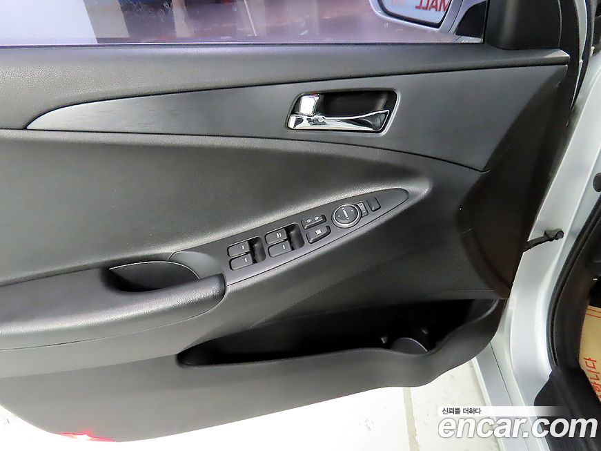 Hyundai Sonata 2013