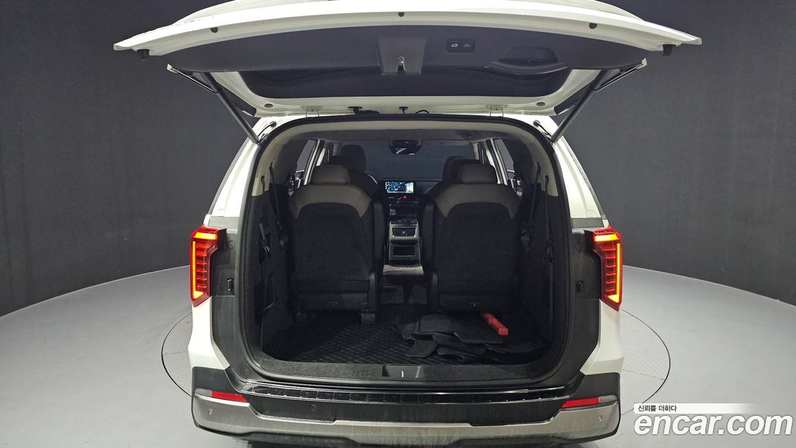Kia Canival 2025