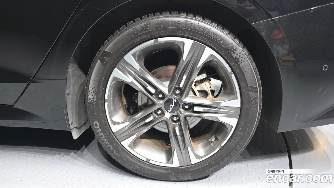 Kia K5 2023