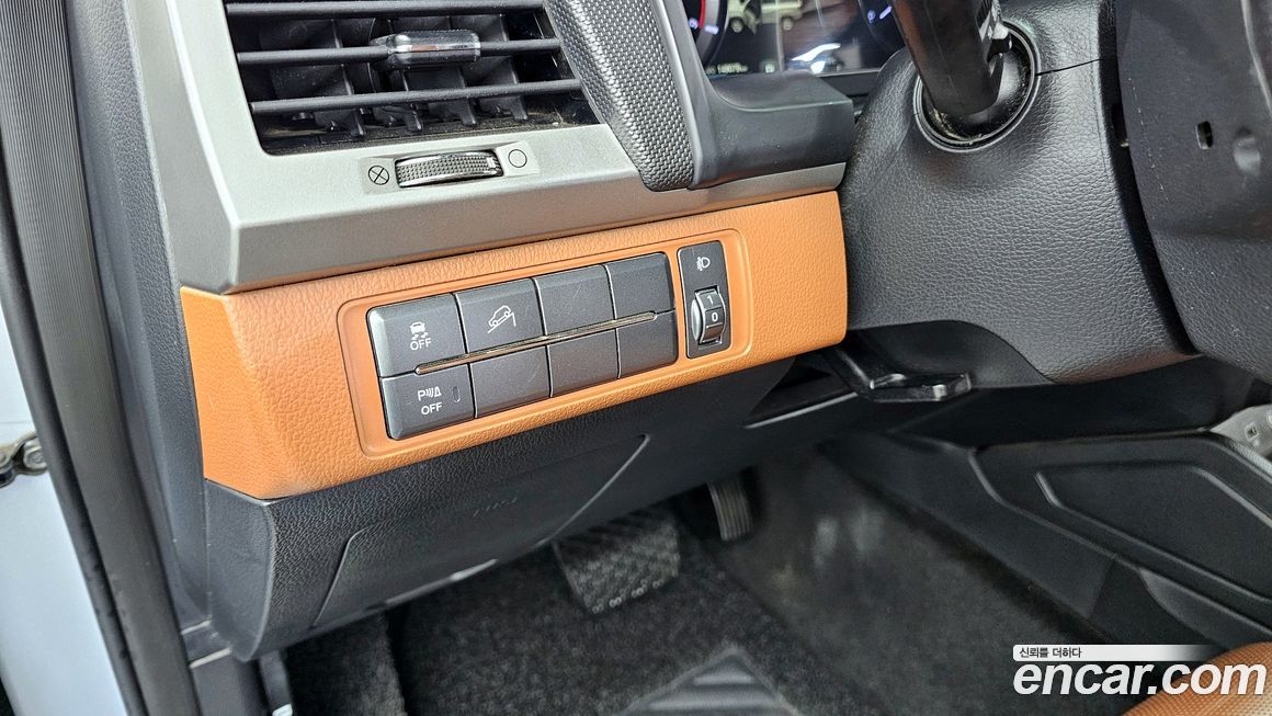 KG_Mobility_Ssangyong Rexton 2019