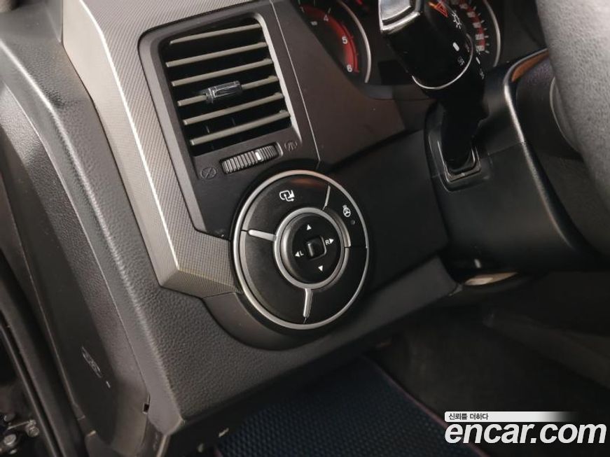 KG_Mobility_Ssangyong KORANDO 2014