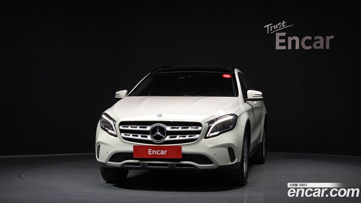 Mercedes-Benz GLA-Class 2018
