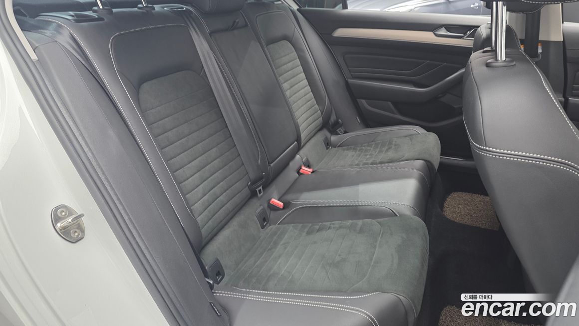 Volkswagen Passat 2022