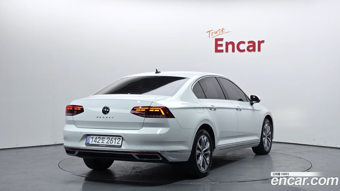Volkswagen Passat 2022