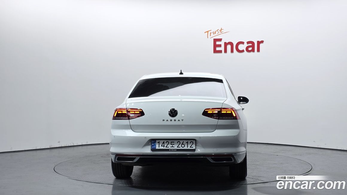 Volkswagen Passat 2022