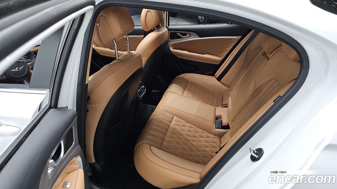 Genesis G70 2021