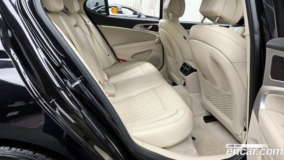 Genesis G70 2021