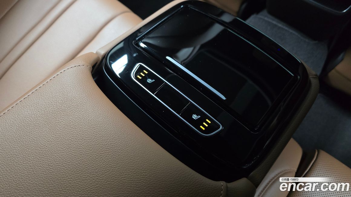 Genesis G80 2023