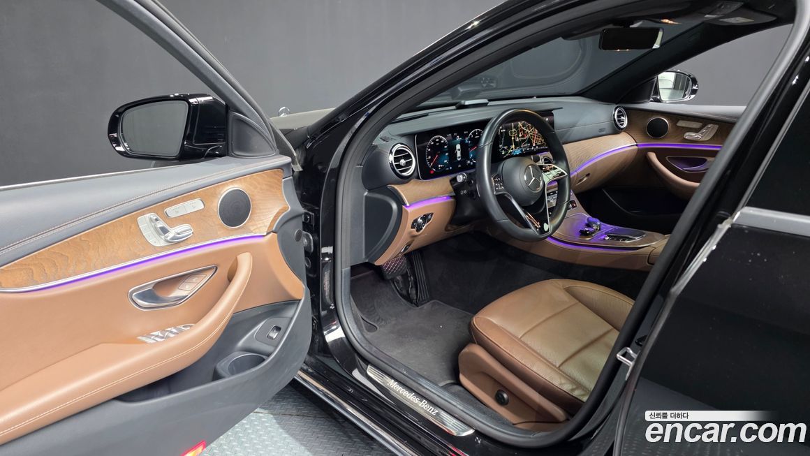 Mercedes-Benz E-Class 2023