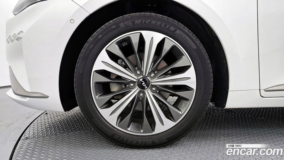 Kia K8 2023