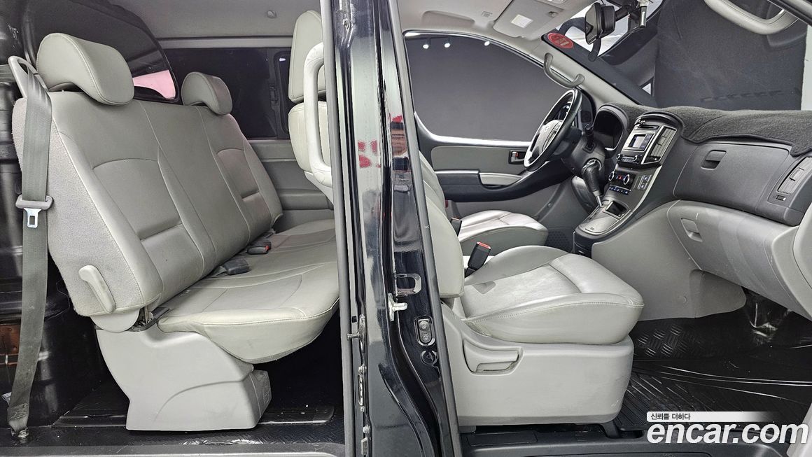Hyundai Starex 2018