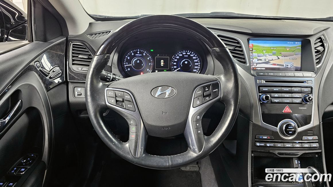 Hyundai Grandeur 2016