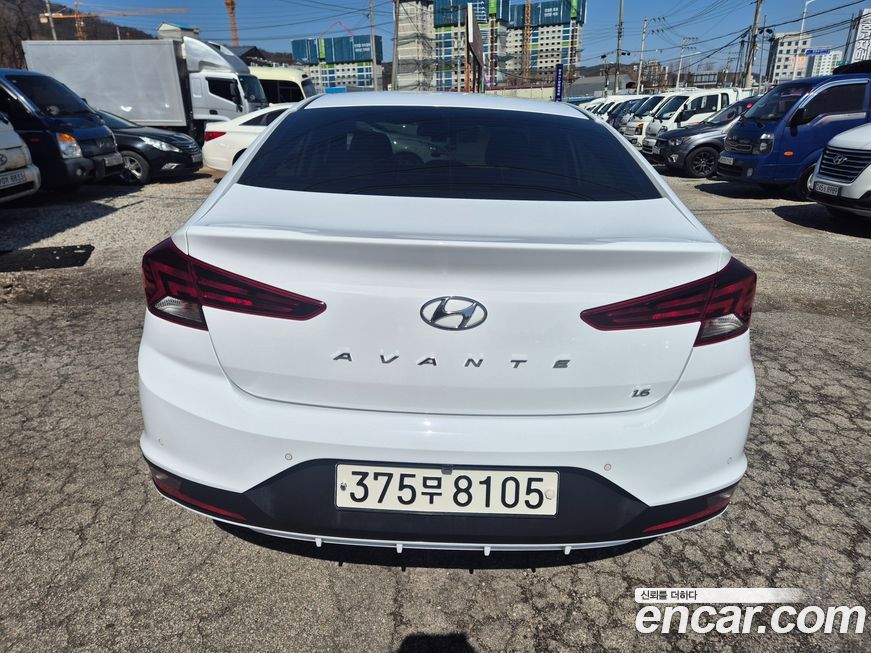 Hyundai AVANTE 2020