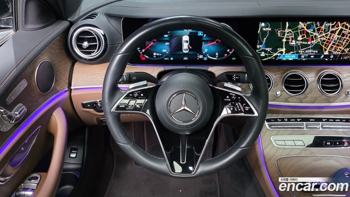 Mercedes-Benz E-Class 2023