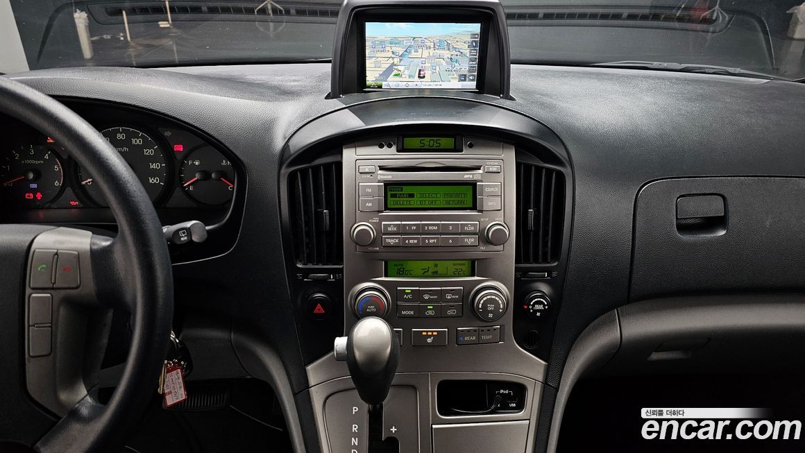 Hyundai Starex 2016