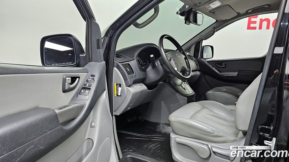 Hyundai Starex 2018