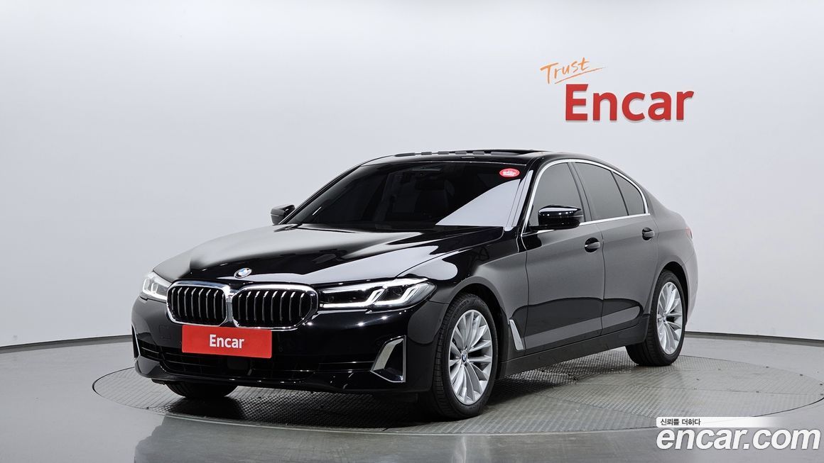 BMW 5-Series 2022