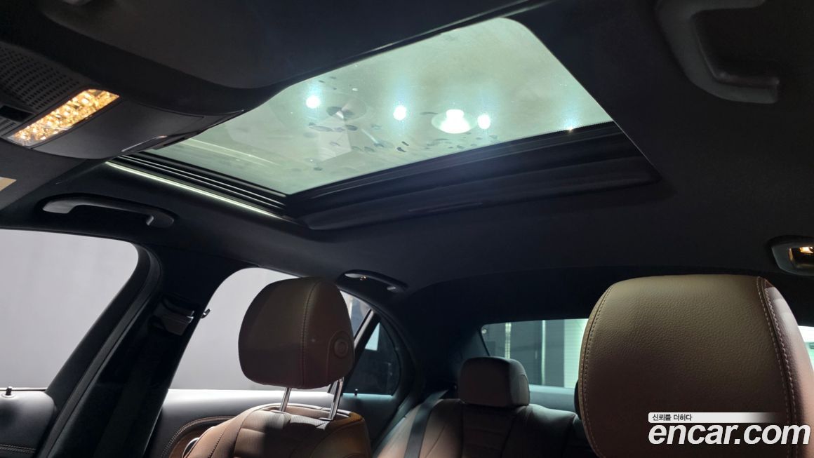 Mercedes-Benz E-Class 2023