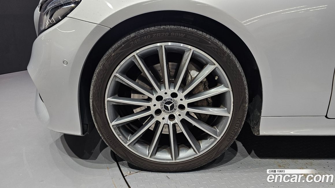 Mercedes-Benz E-Class 2019