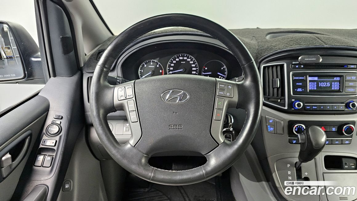 Hyundai Starex 2018