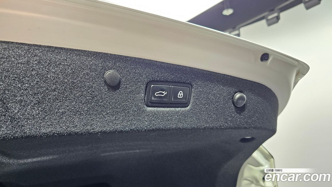 Kia K8 2023