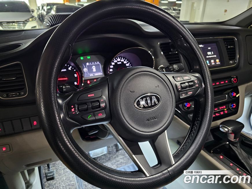 Kia Canival 2017