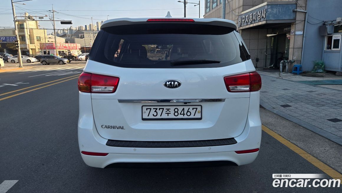 Kia Canival 2018