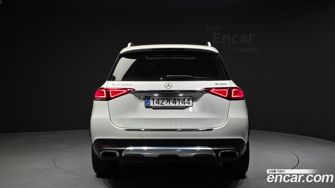 Mercedes-Benz GLE-Class 2021